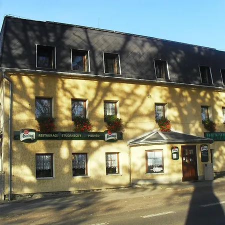 Maison d'hôtes Studanecky Medved