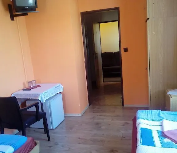 Πανσιόν Studanecky Medved 3*